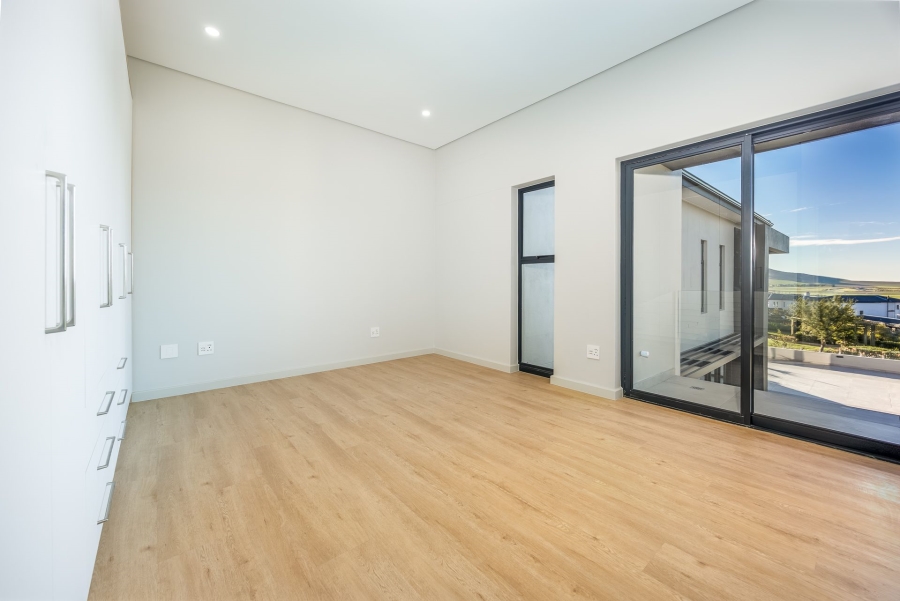 5 Bedroom Property for Sale in Clara Anna Fontein Western Cape
